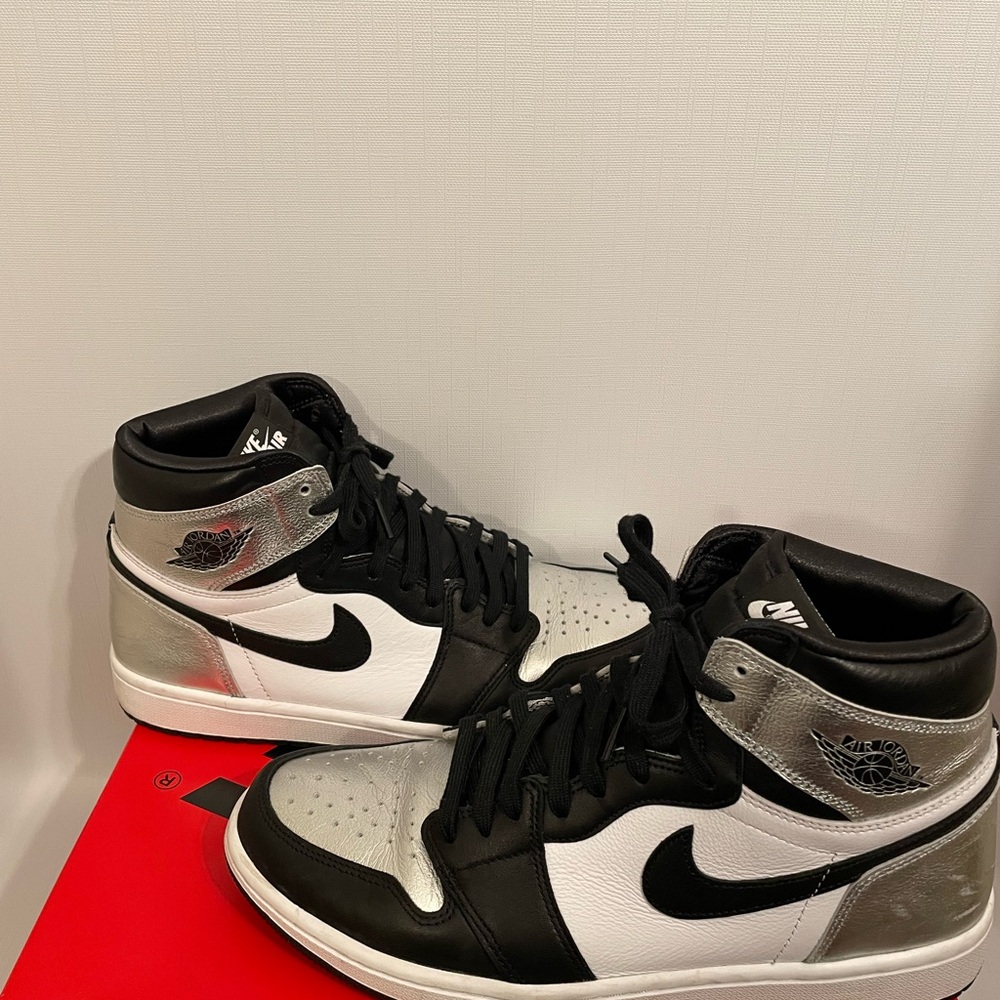 Jordan 1 Silver Toe Size M10
